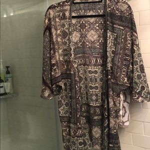 Printed kimono